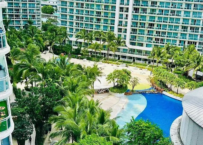 Transient Purplev Staycation شقة